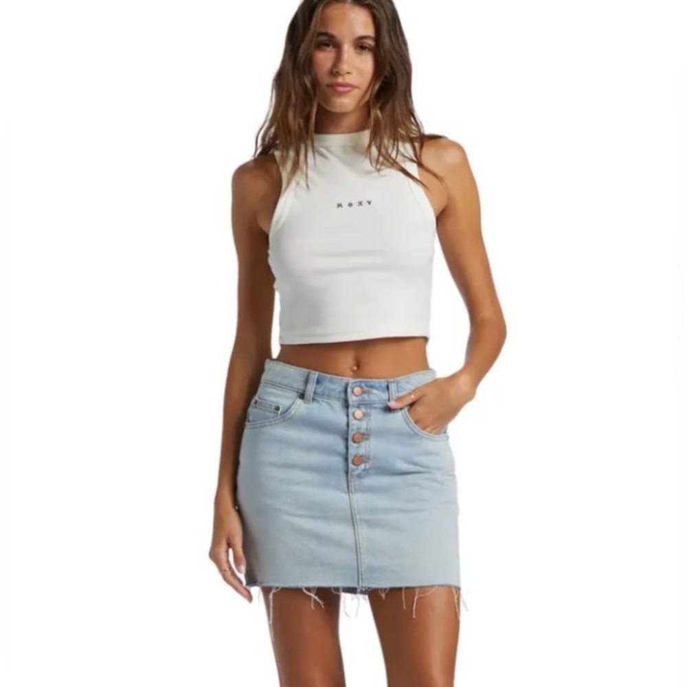 NWT Roxy White Ribbed Crop Tank Top with Logo